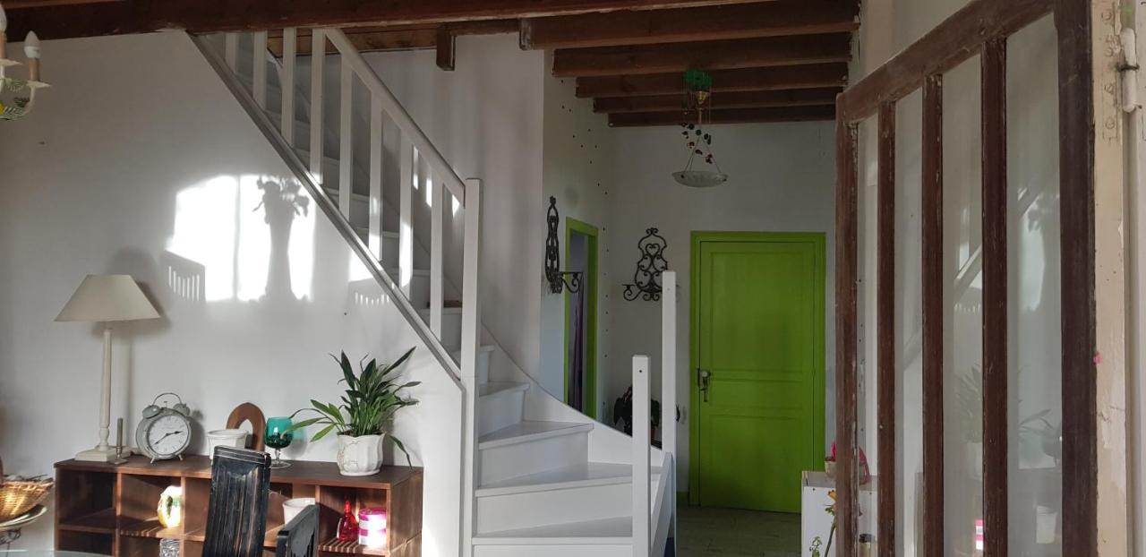 Maison Chaleureuse Et Familiale. Nalliers  Luaran gambar