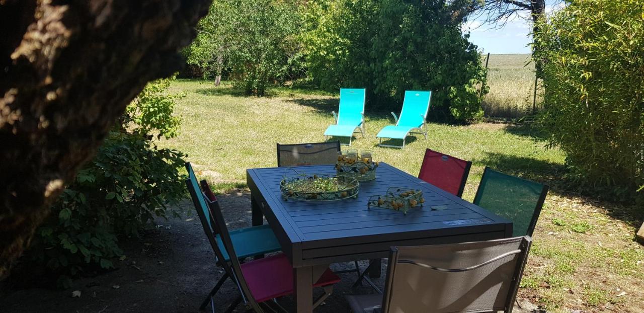 Maison Chaleureuse Et Familiale. Nalliers  Luaran gambar